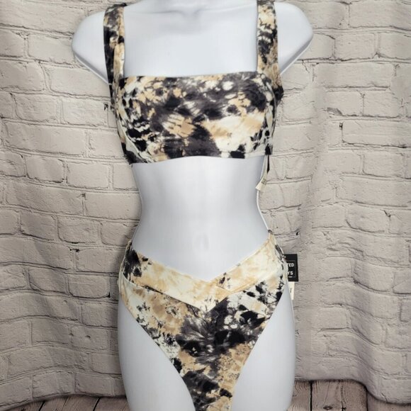 Bar III Women's Wet'N Wild Square-Neck Bikini Top and V-Cut High Waist Bottom - Picture 1 of 7